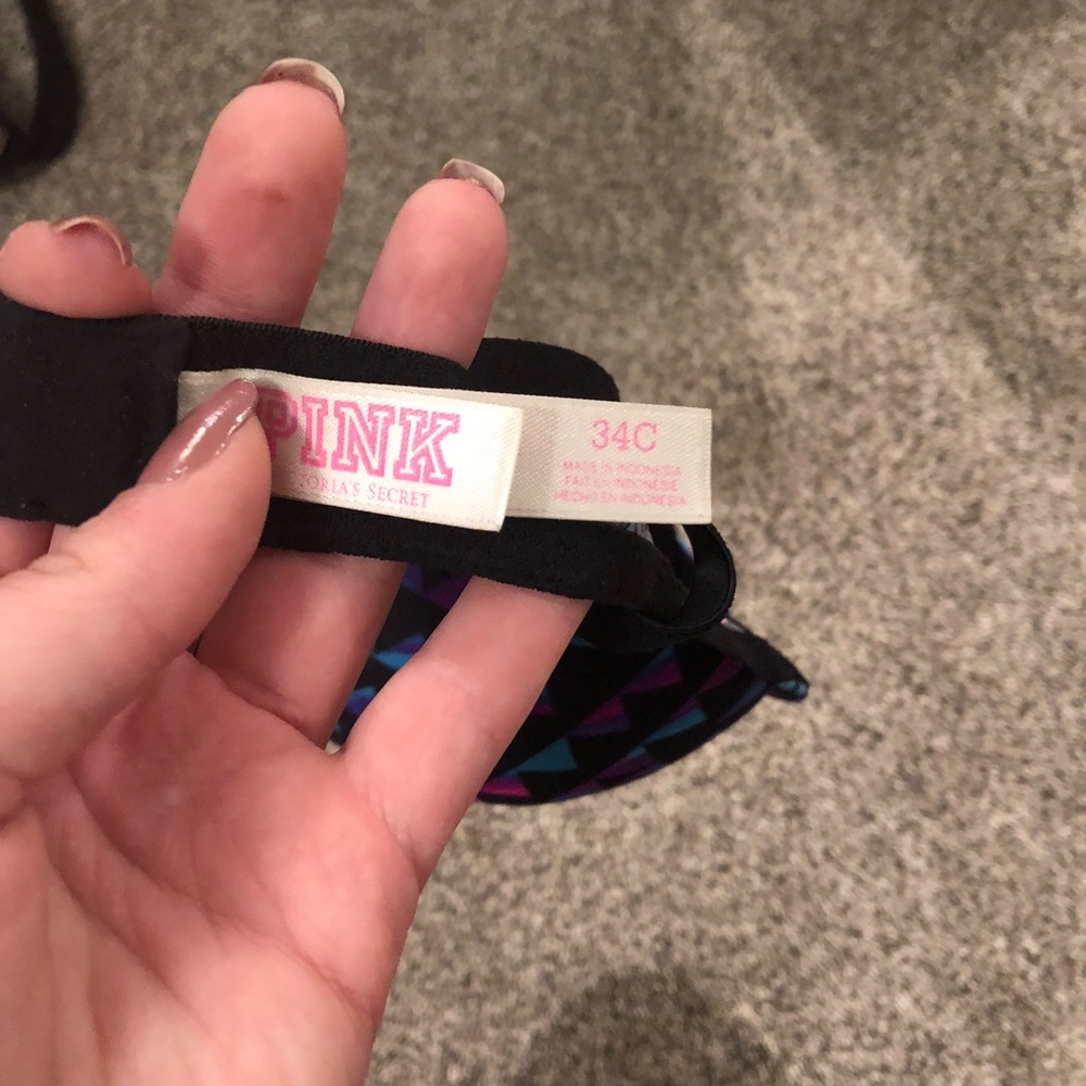 Pink bra - Picture 3 of 3